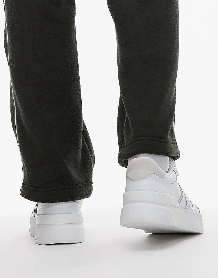 Lacoste L002 EVO Trainer In White For Men 3 Lacoste L002 EVO Trainer In White For Men - Image 3