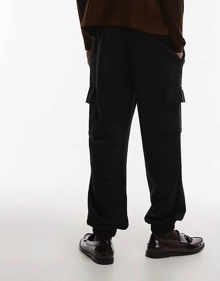 Lacoste Joggers In Black With Cargo Pockets For Men 3 Lacoste Joggers In Black With Cargo Pockets For Men - Image 3