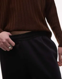 Lacoste Joggers In Black With Cargo Pockets For Men 9 Lacoste Joggers In Black With Cargo Pockets For Men -Clothes Fashion Store 207665100 4