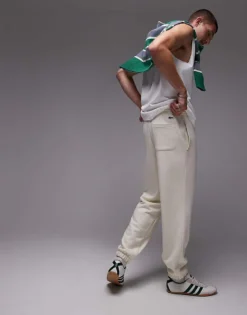 Lacoste Joggers In White With Tennis Emblem For Men -Clothes Fashion Store 207665408 4